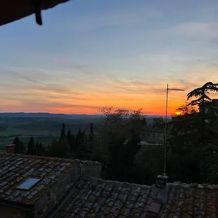 Perfect View To Galdiator Walk Pienza